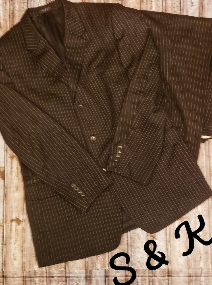 S & K pinstriped 2 piece suit
